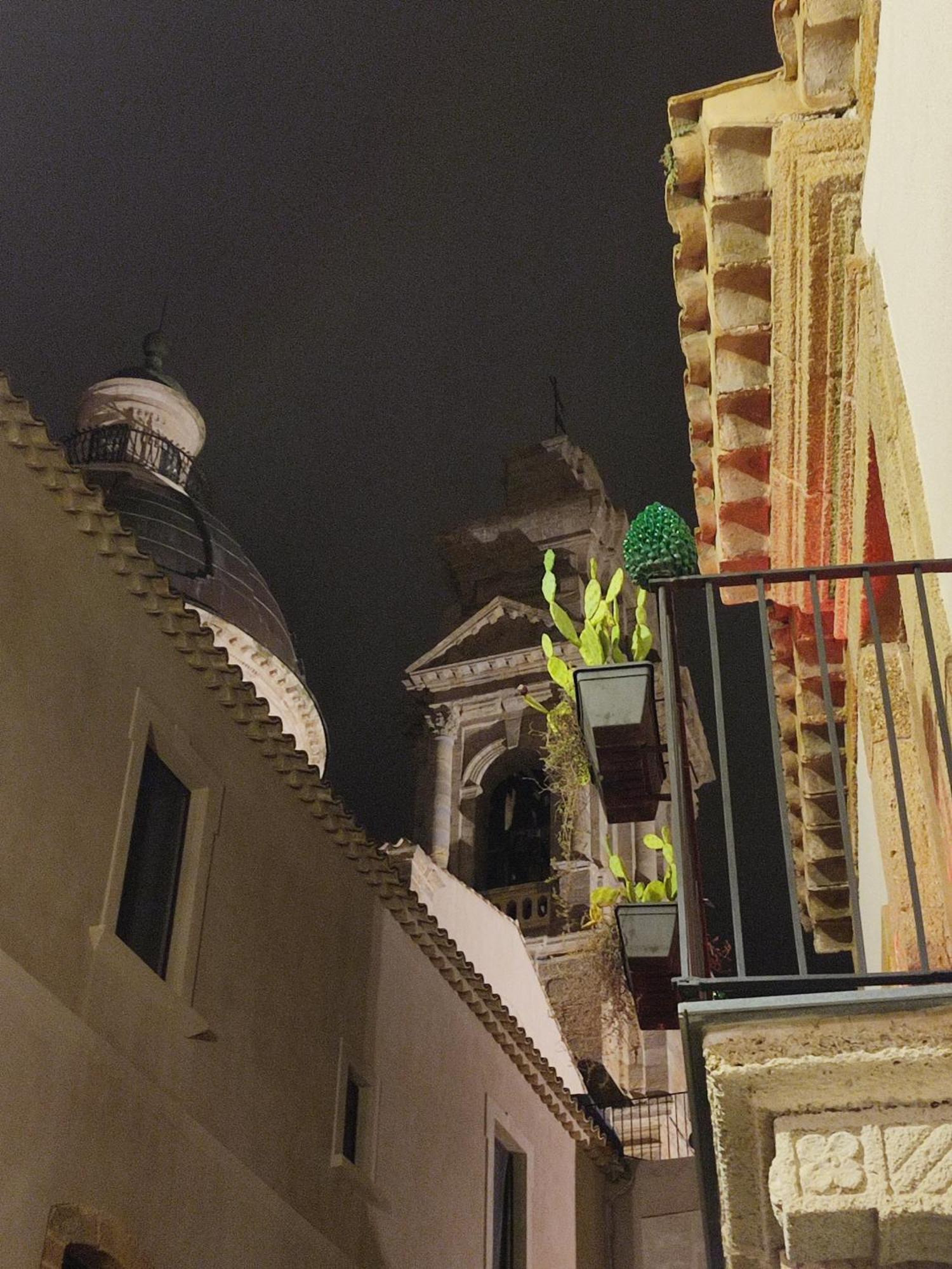 Appartamento La Matrice Caltagirone Exterior photo